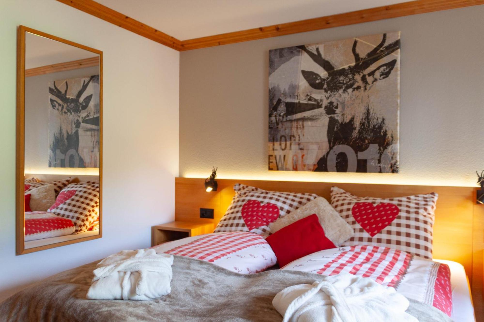 Hotel Madrisajoch Saint Antonien Bagian luar foto