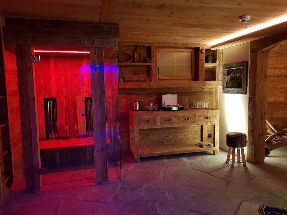 Hotel Madrisajoch Saint Antonien Bagian luar foto