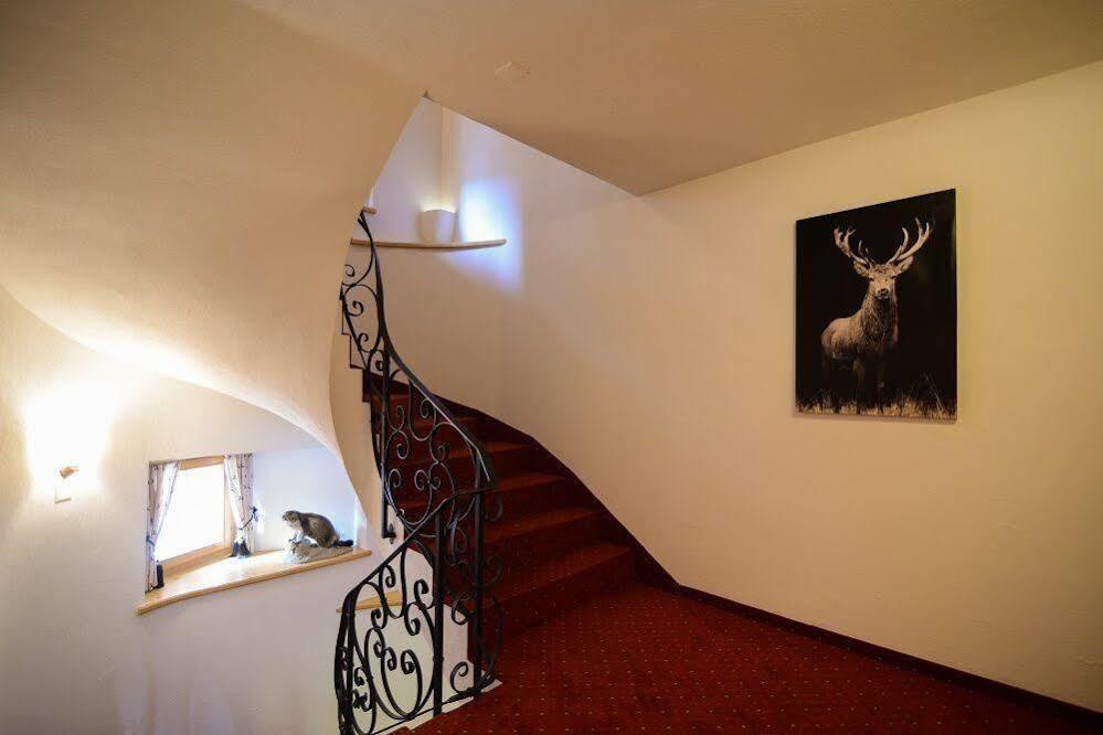 Hotel Madrisajoch Saint Antonien Bagian luar foto